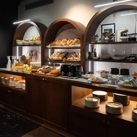 Radisson Collection Hotel, Palazzo Touring Club Milan-3